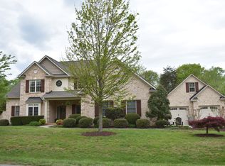 5817 Elkton Dr, Oak Ridge, NC 27310