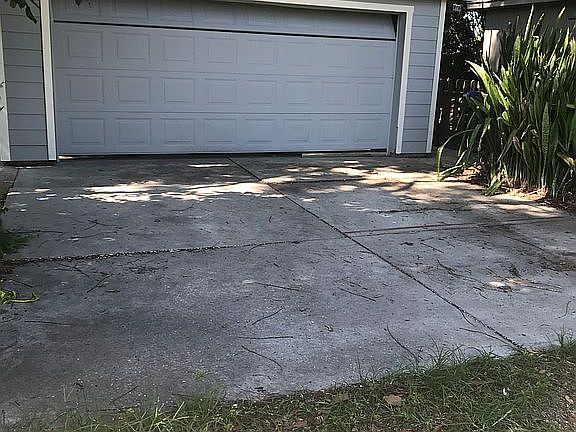 4th image of 3610 40th St N