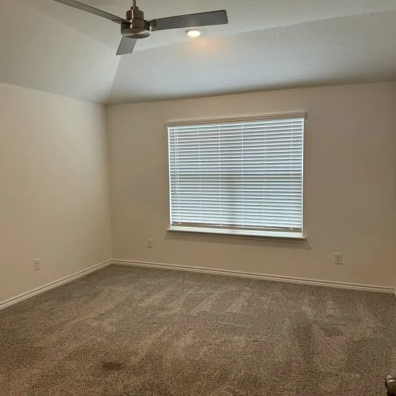 222 Fawn Ridge Dr — Photo 10