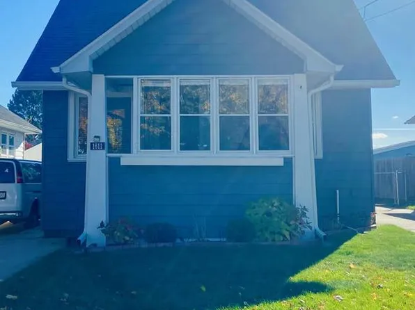 1611 35th STREET, Kenosha, WI 53140