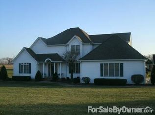 200 Dixie Trce, Oakland, KY 42159
