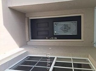 3rd image of 7827 Laurel Oak Ln