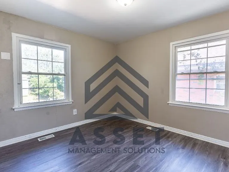 3129 NW 41st St — Photo 18