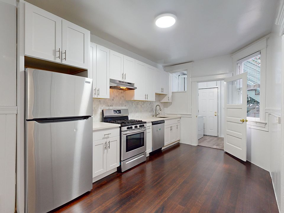 1st image of 2048 Taylor St