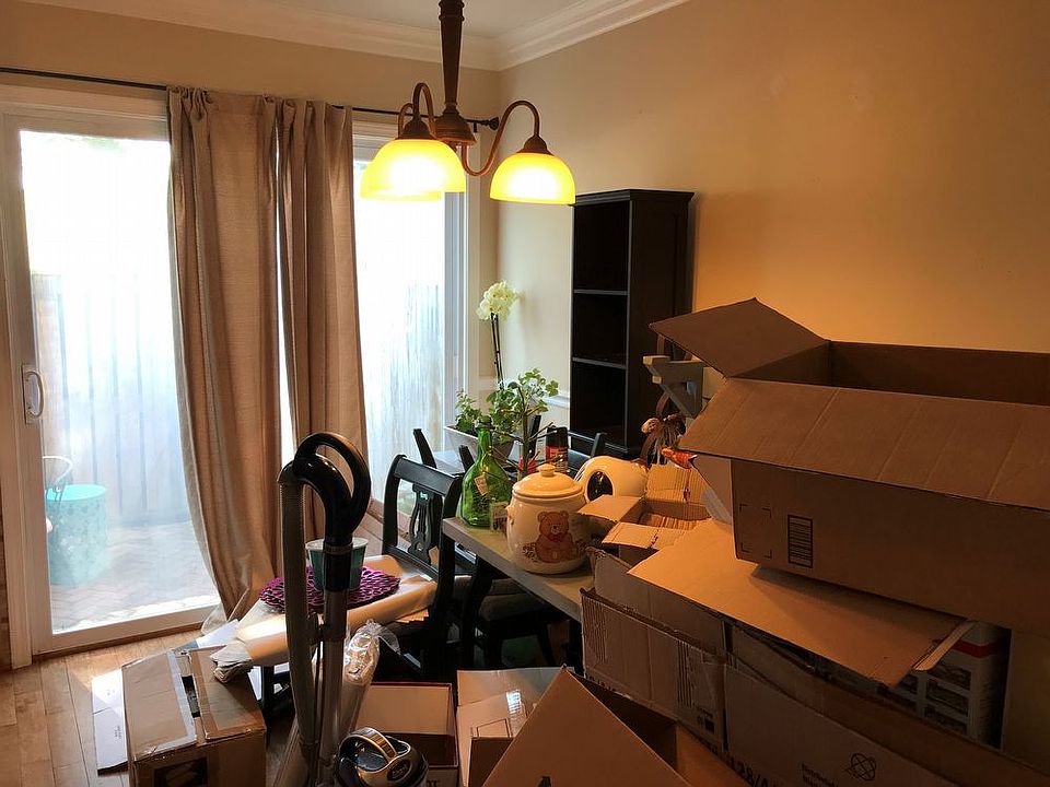 1st image of 10 Beverly Ct APT 4