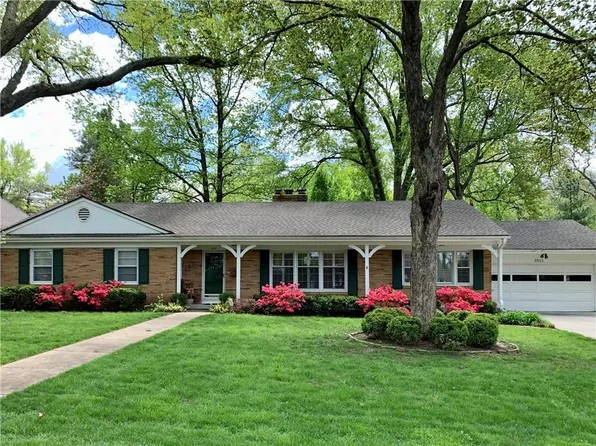 3913 W 57th Ter, Fairway, KS 66205