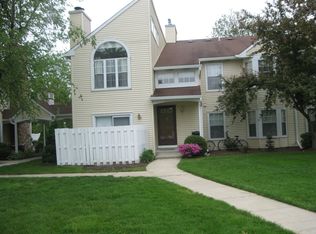 47 Dennis Ct, Hightstown, NJ 08520