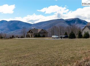 203 Lauren Ln #202, West Jefferson, NC 28694