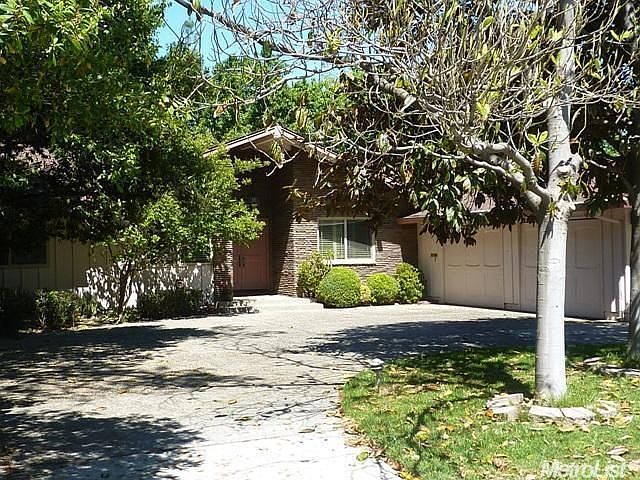1st image of 315 Bartlett Ave