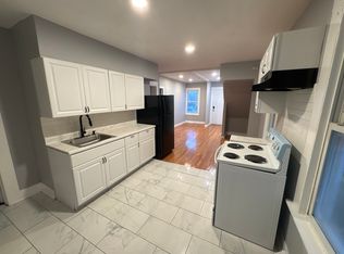 160 Cedar Hill Ave #A, New Haven, CT 06511
