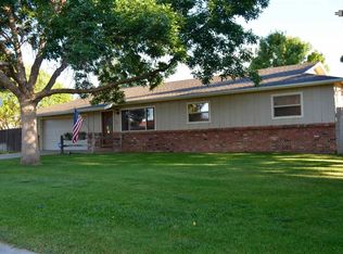 204 Turf Dr, Raton, NM 87740