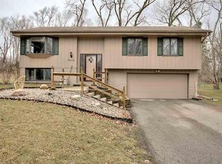 3618 N 101st St, Omaha, NE 68134
