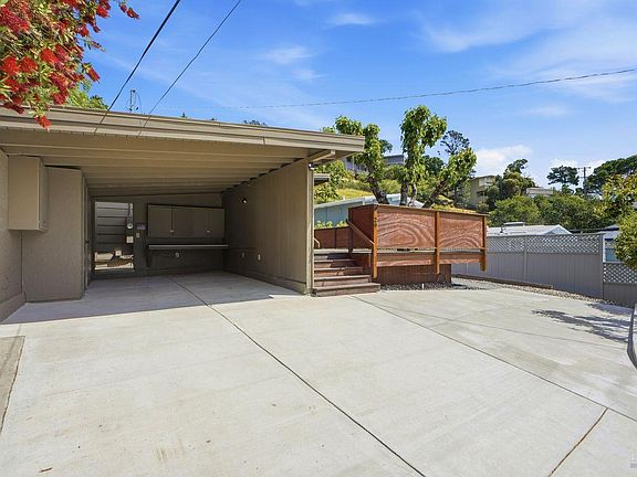 3rd image of 29 Windsor Avenue