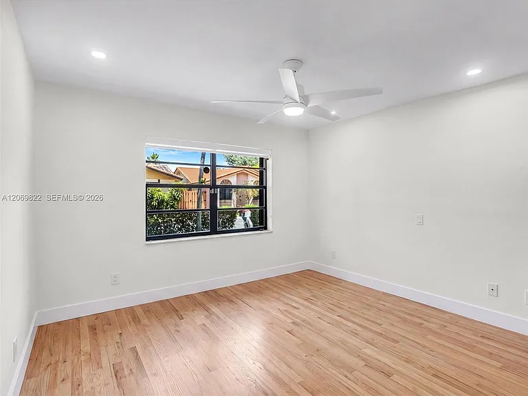 7457 SW 112th Pl — Photo 30