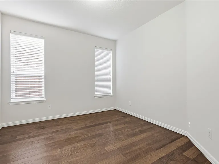 783 Philmont Rd — Photo 12
