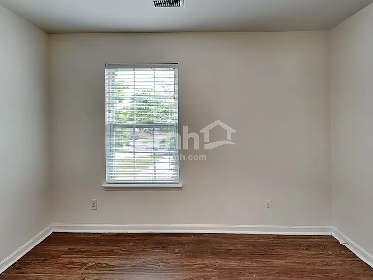 7009 Pine Cone Ln — Photo 17