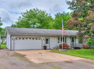 4110 Draper Rd, Jackson, MI 49203