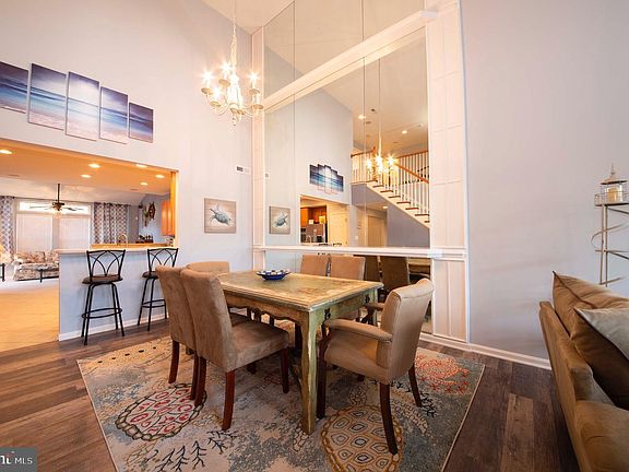 4th image of 37992 Bayview Cir E