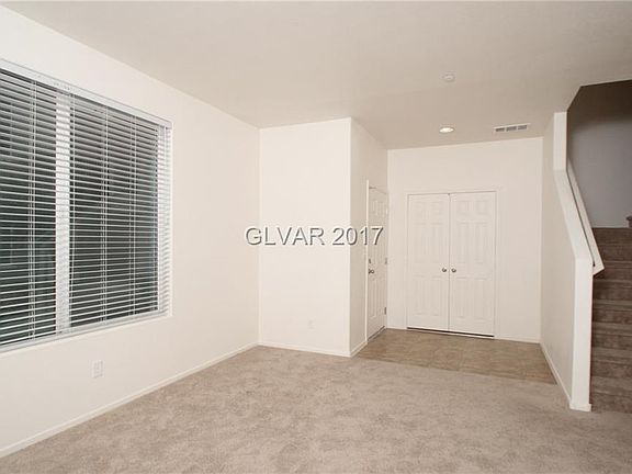 3rd image of 4605 Pencester St