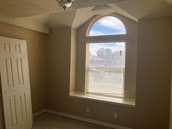 5th image of 11018 Golden Pond Dr