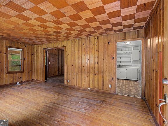 4th image of 606 Carrollton St