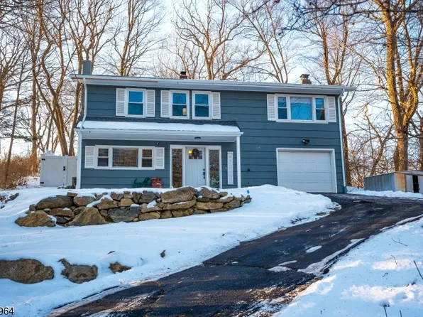 24 Glen Cove Rd, Byram Twp., NJ 07821