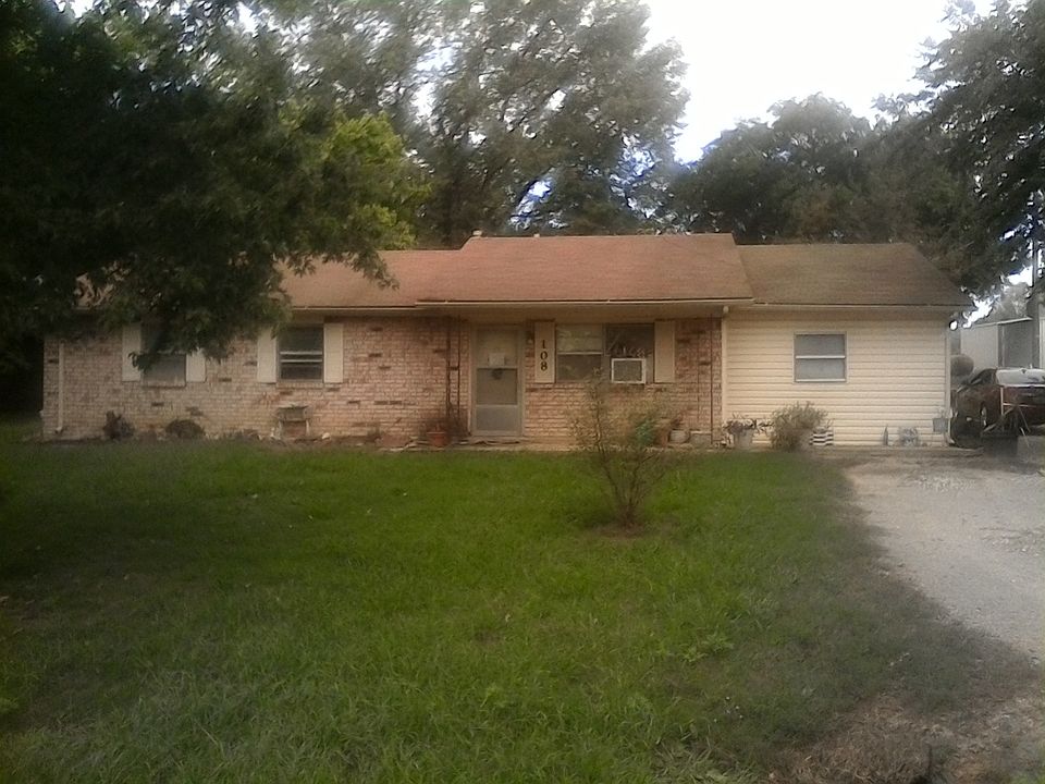 1st image of 108 H Ave