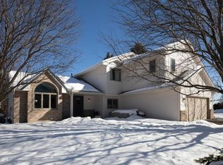 7675 S Shore Dr, Chanhassen, MN 55317