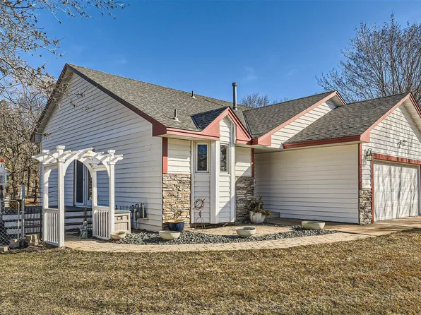 1333 131st Ave NE, Blaine, MN 55434