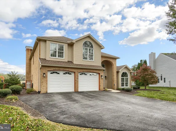 550 Indian Run Dr, Hummelstown, PA 17036