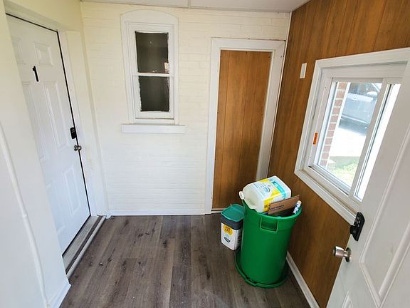 2nd image of 114 N 5th St #1