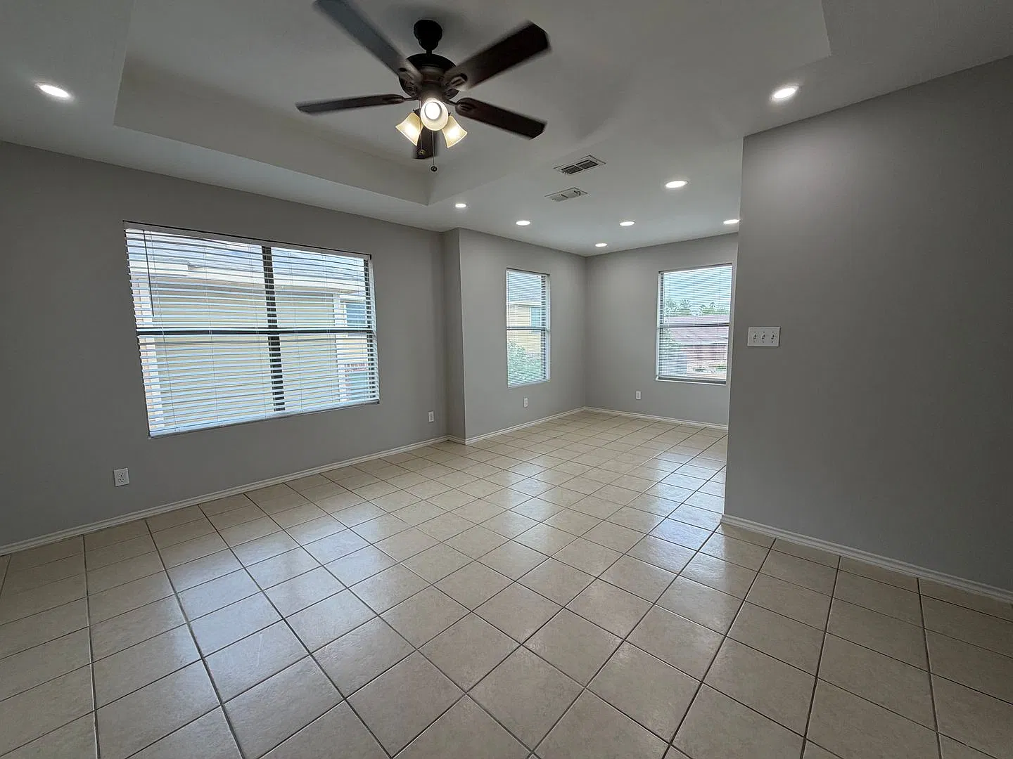 Lot 17 — Photo 2