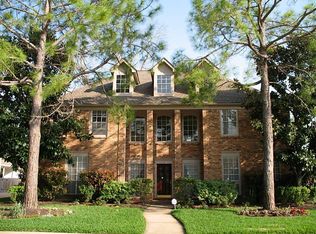 3739 Stockbridge Dr, Sugar Land, TX 77479