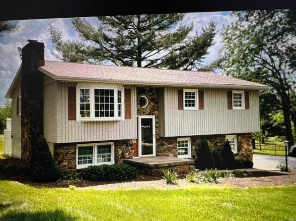 222 Shawswick Station Rd, Bedford, IN 47421