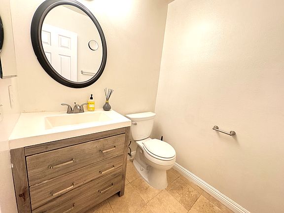 DOWNSTAIRS HALF BATHROOM