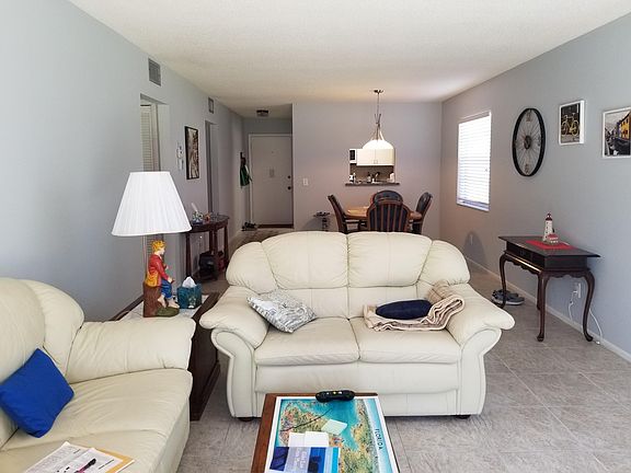 5th image of 17 Lake Vista Trl APT 102