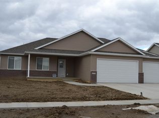 1657 Para Dr, Marion, IA 52302