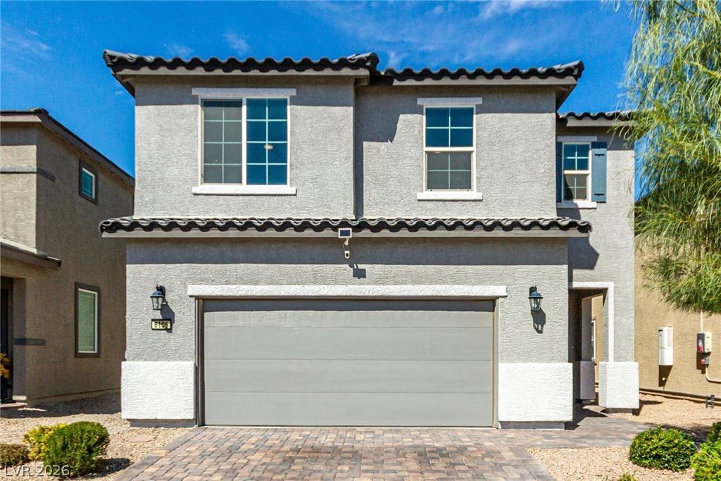 6106 Castle Gardens Ave, Las Vegas, NV - View 2
