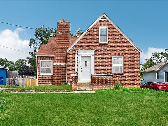 2nd image of 621 Porter Ave