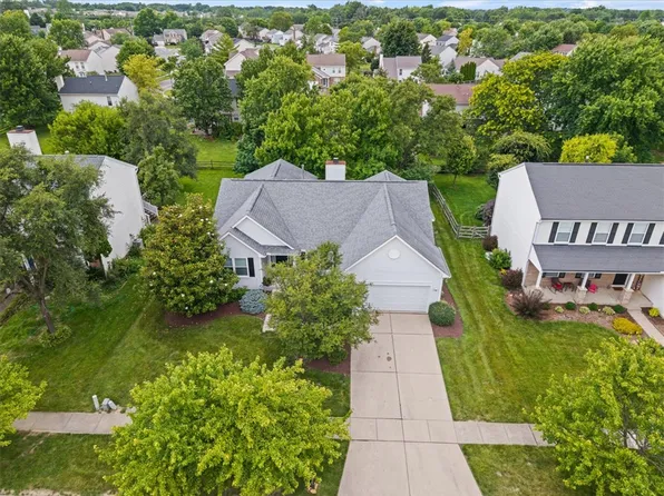 8185 Summer View Dr, Mason, OH 45040