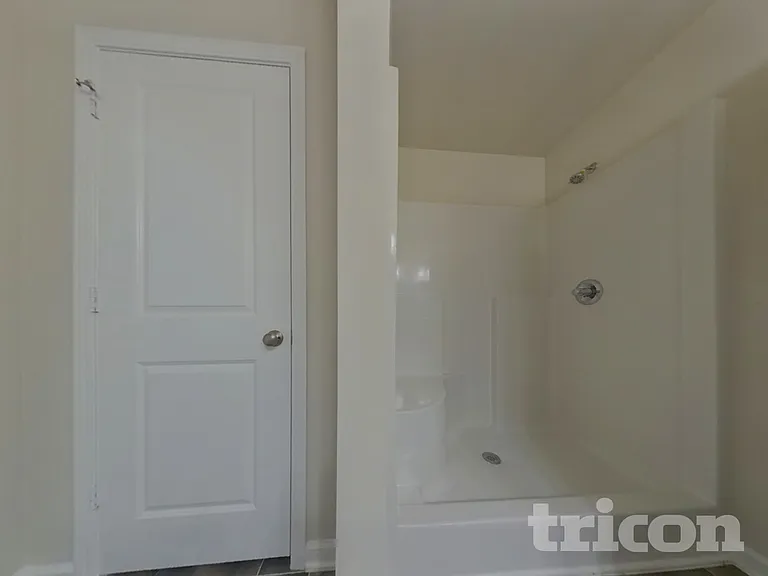 717 Vanguard St — Photo 10