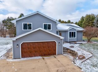 4285 Rutland Dunn Town Line Rd, Oregon, WI 53575