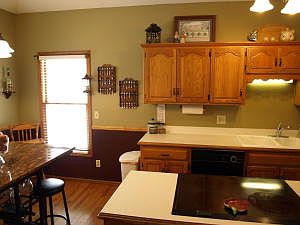3rd image of 4001 N 38th St