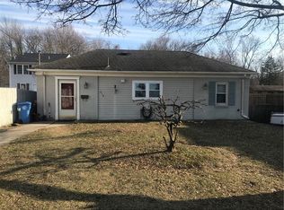 278 Aqueduct Rd, Cranston, RI 02910