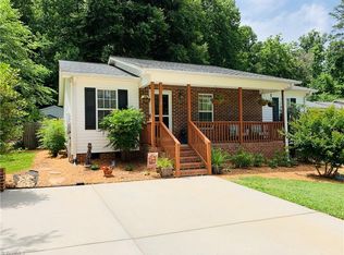 698 Dogwood Cir, High Point, NC 27260