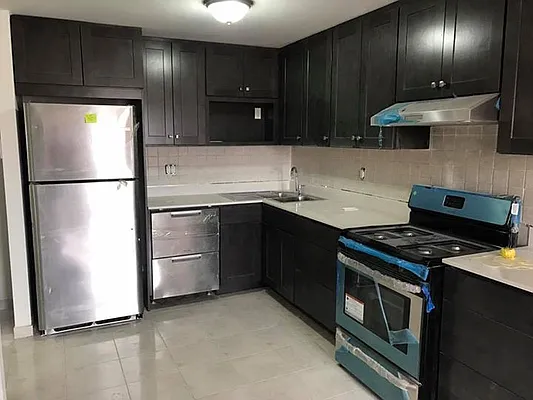 Rented by Metropolitan Brokers Inc. | media 2