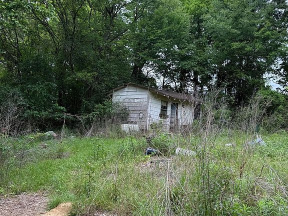5th image of 3210 Forest Avenue Ext