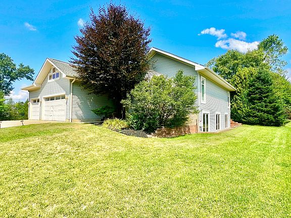 4th image of 132 Remington Dr