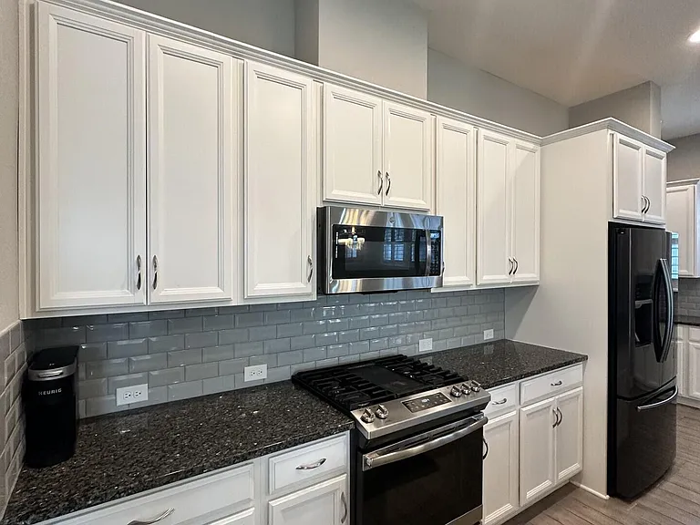 228 Dalton Cir — Photo 5