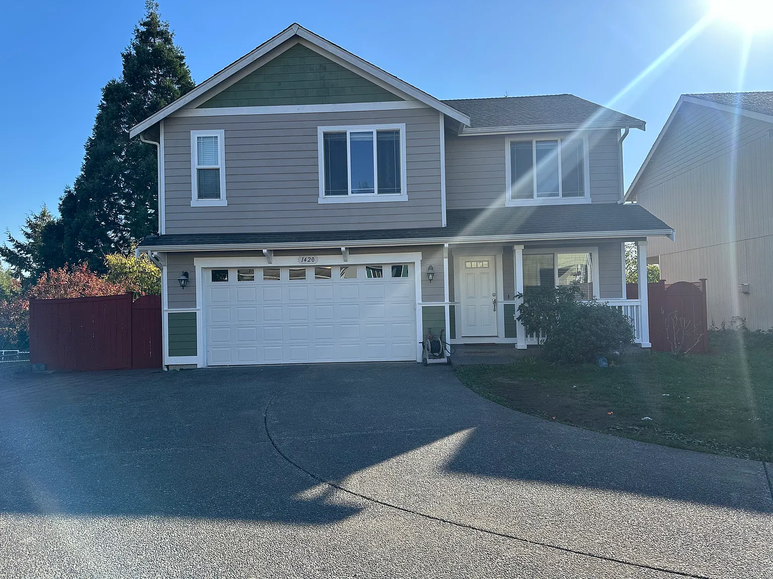 4 bed, 2.5 bath, 1950 sqft, $2,800 — Photo 2